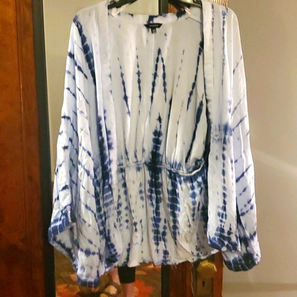 Blue tie dye light jacket